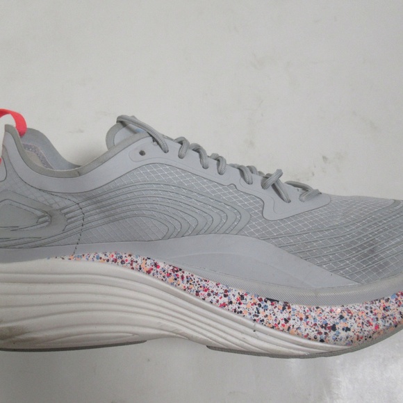 APL Men's Streamline Running Sneakers Light Gray Size 10 US / 9 UK / 43 EUR - Picture 1 of 12